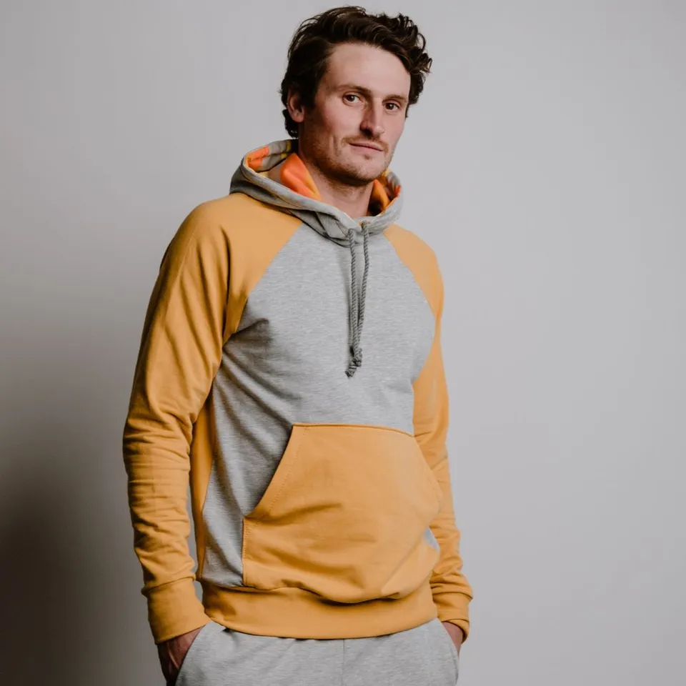 sew-simple-hoodie-rickmer-schnittmuster-papier-raglan-kapuze image 1