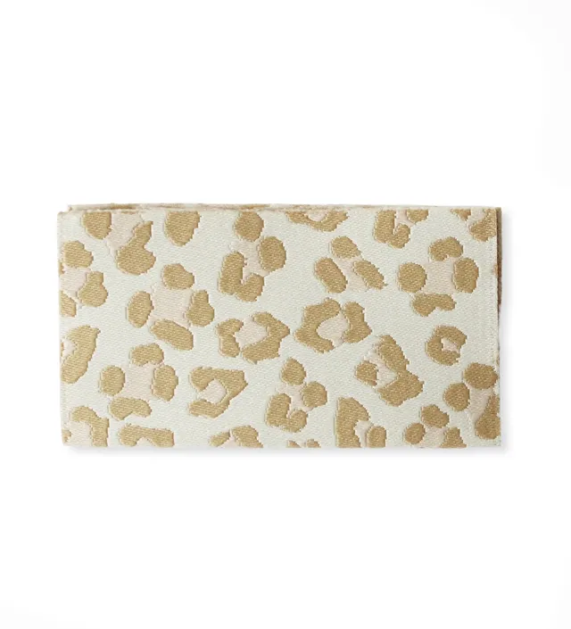 paul-clara-leo-sand-klapp-weblabel image 1