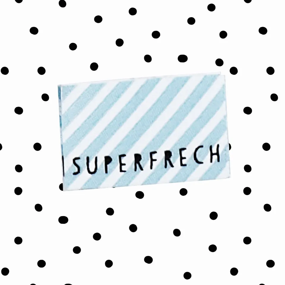 paul-clara-weblabels-superfrech-blau-weblabel-zum-einn-hen image 1