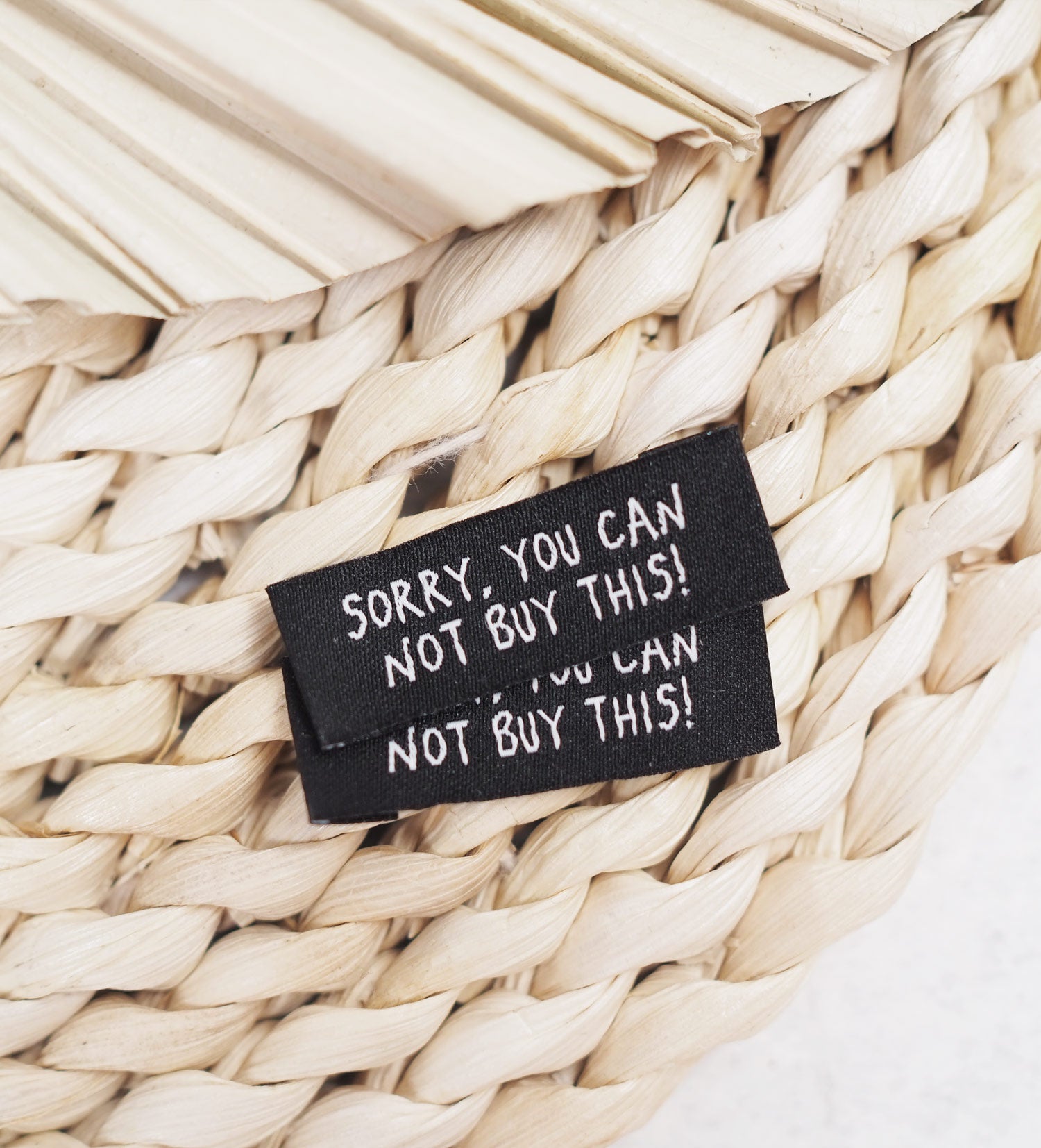 paul-clara-weblabels-sorry-you-can-not-buy-this-weblabel-schwarz image 2