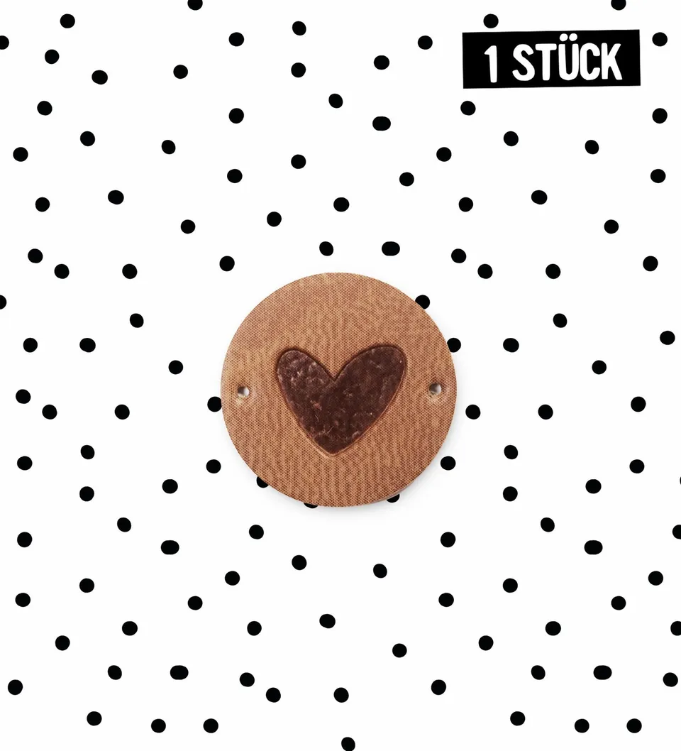 paul-clara-kunstleder-labels-patch-herz-iron-on-2-2cm image 1