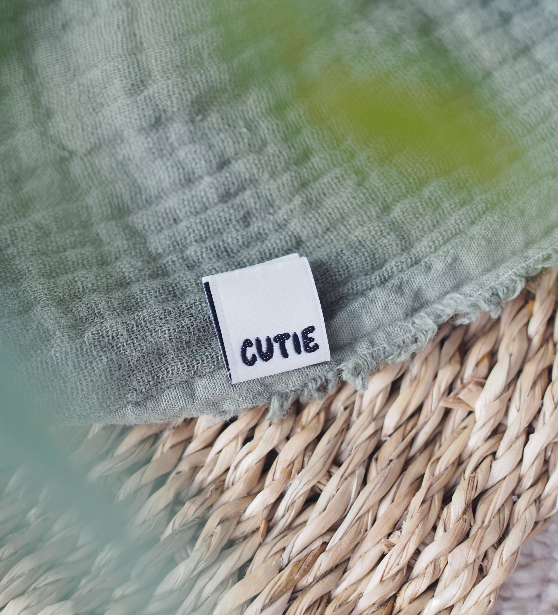 paul-clara-weblabels-mini-label-cutie-weblabel-einn-her image 2