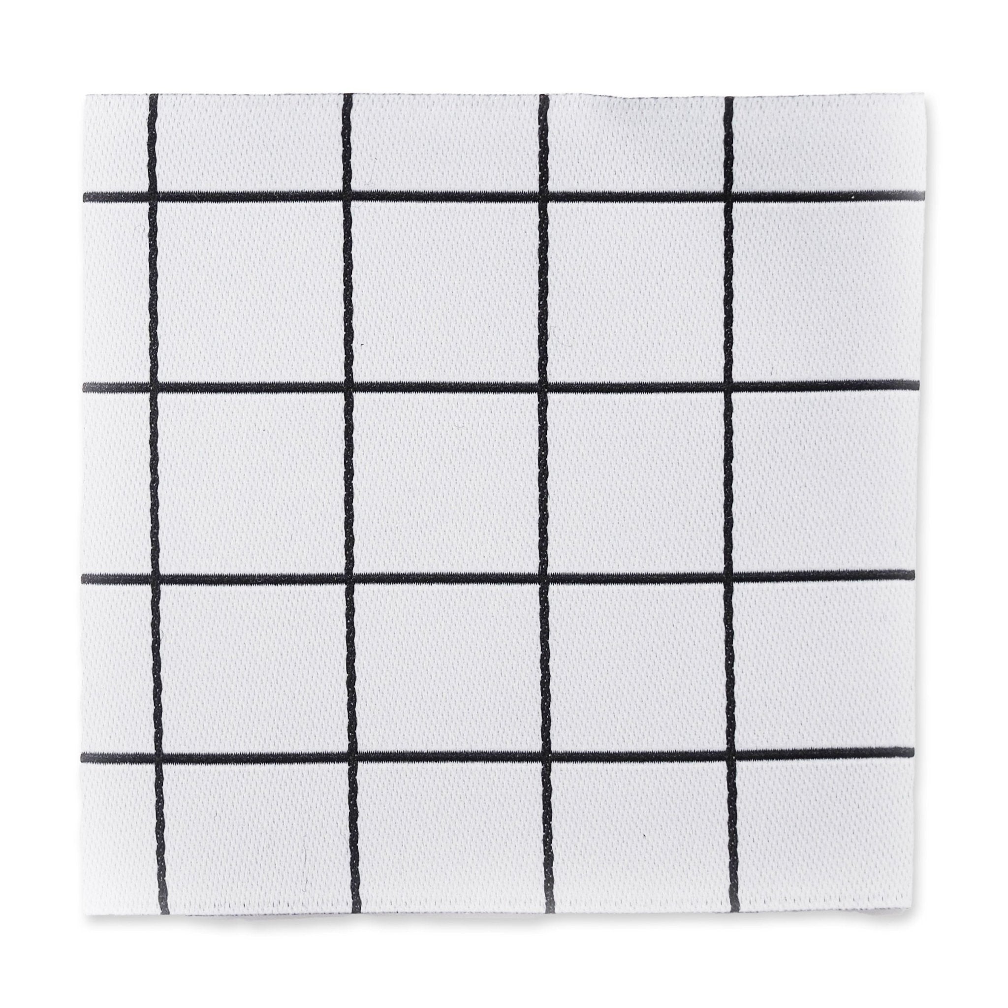 paul-clara-weblabels-grid-schwarz-wei-xxl-label image 1
