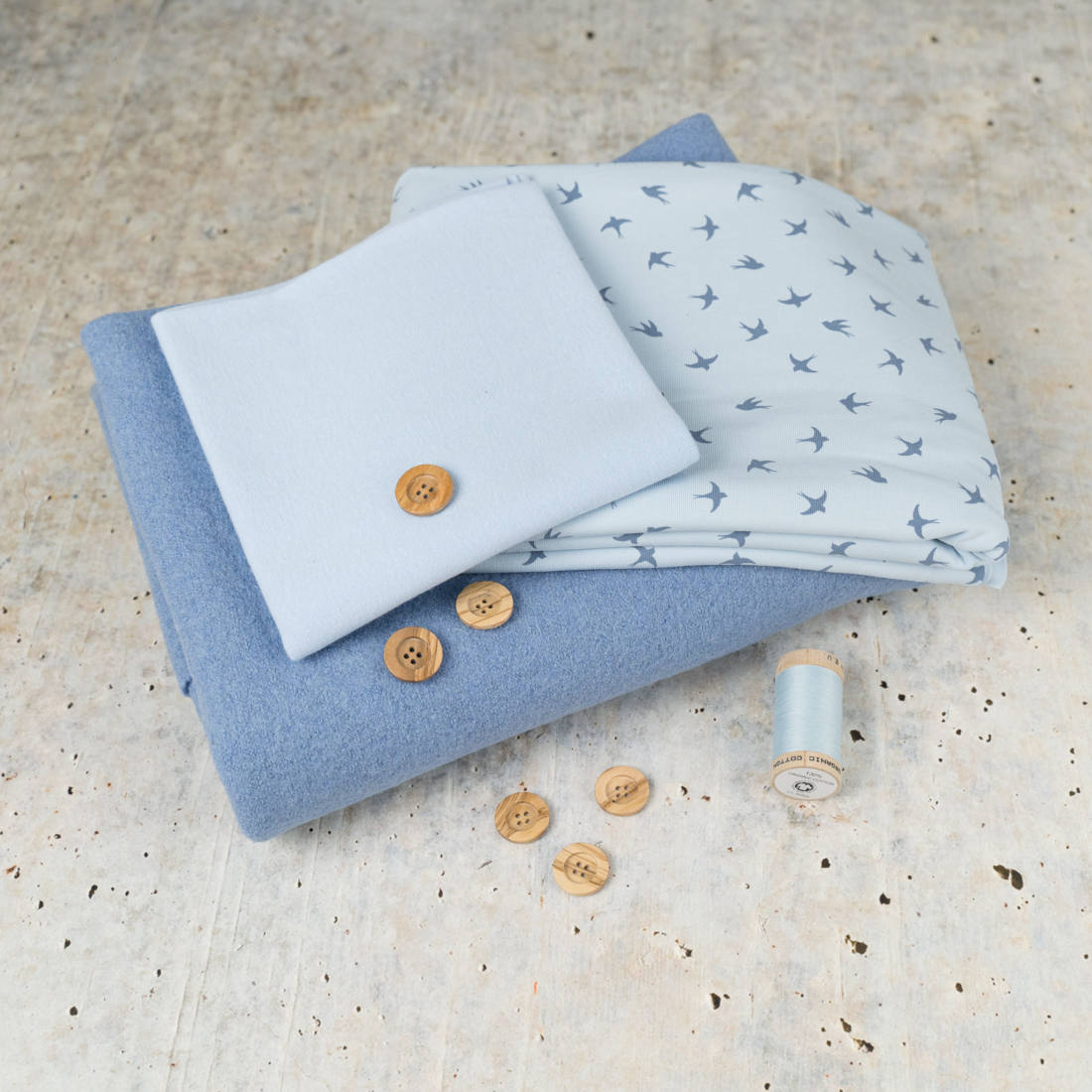 n-hfrosch-b-ndchenware-stoff-pastell-hellblau-elastisch image 2