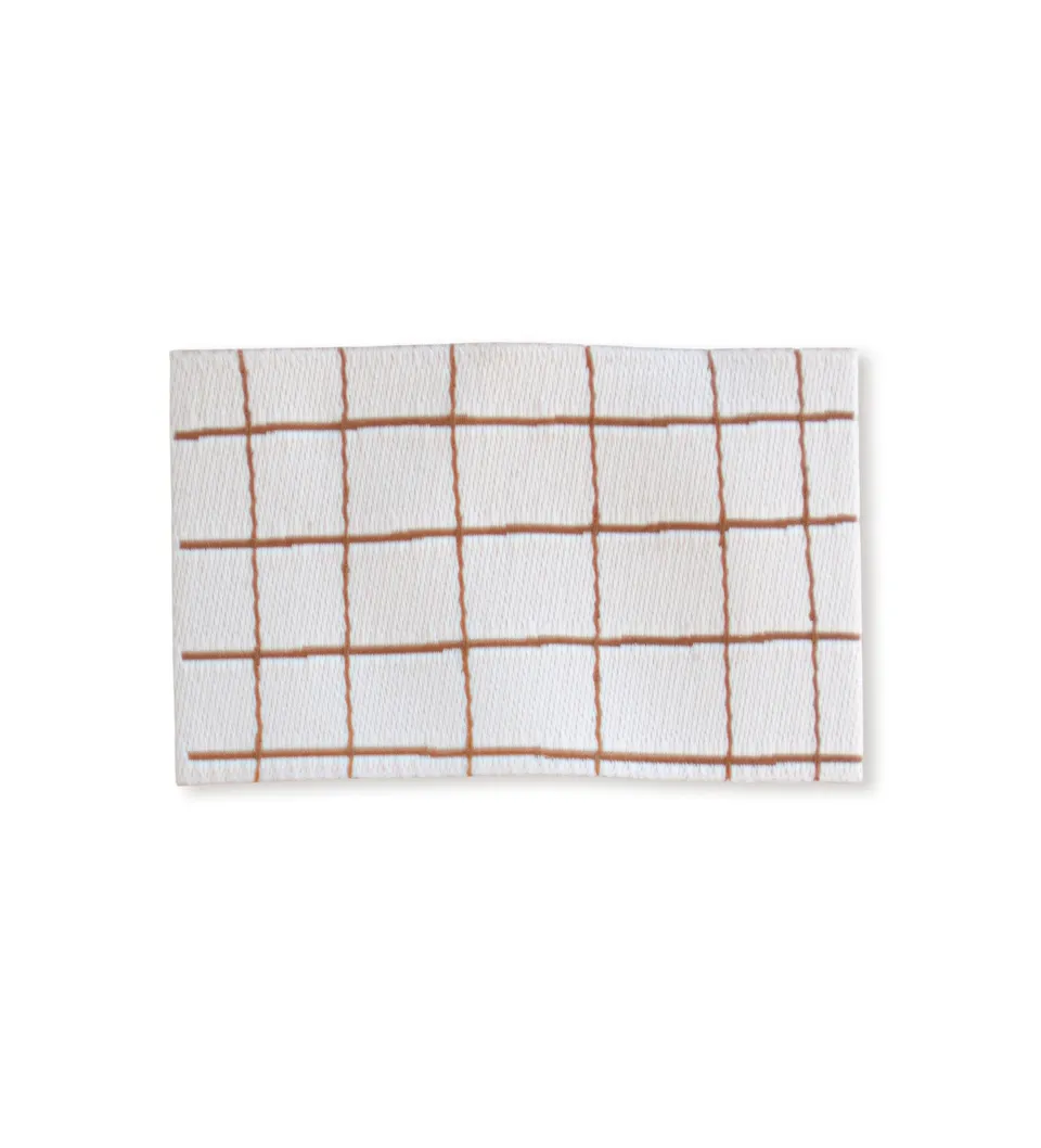 paul-clara-xl-weblabel-grid-braun-layering image 1