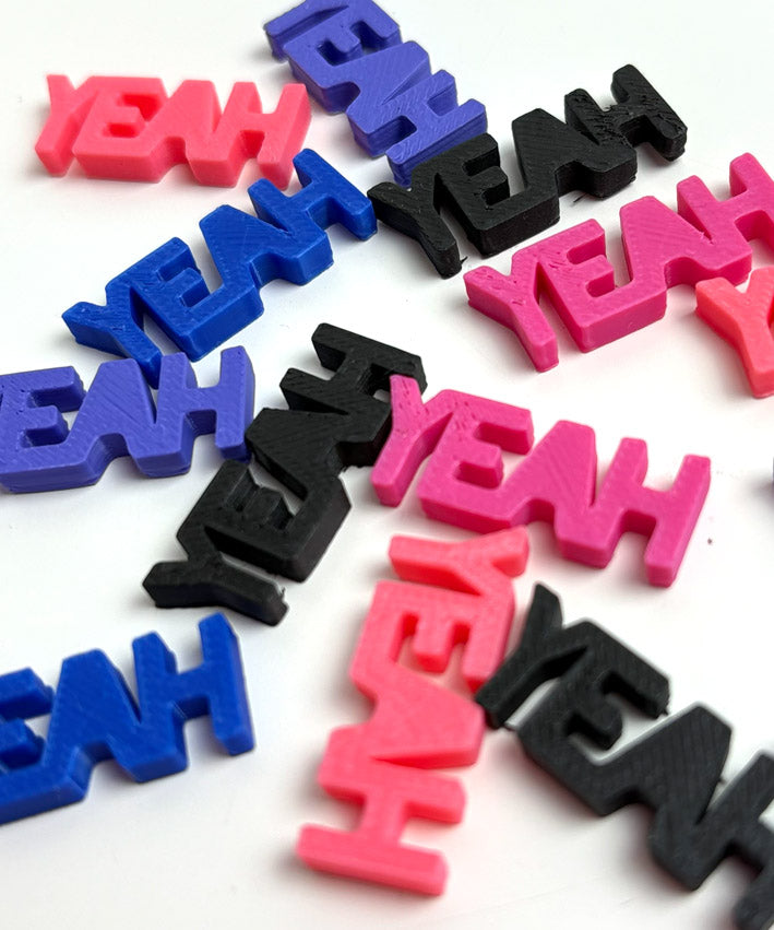 lenipepunkt-yeah-knopf-3d-druck-schwarz-deko-knopf image 1
