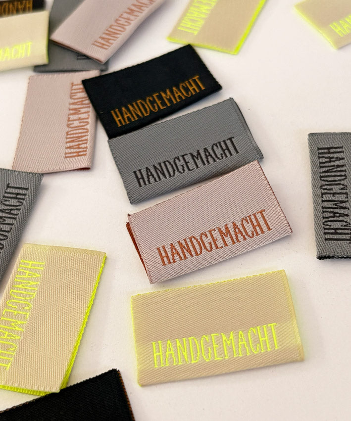 lenipepunkt-webetiketten-handgemacht-schwarz-gold image 2