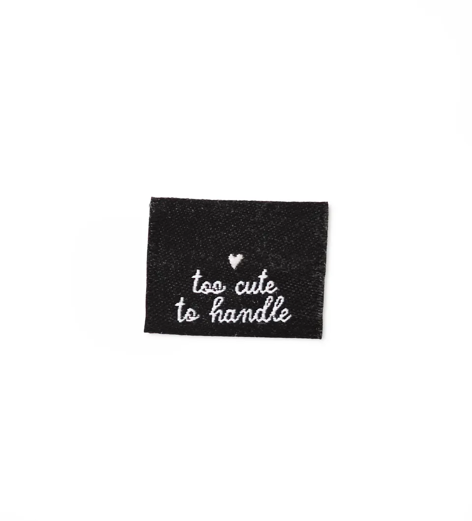 paul-clara-weblabels-too-cute-to-handle-mini-label-einn-hen image 1