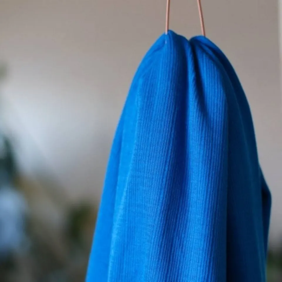 n-hfrosch-viskose-strick-blau-strickstoff-mind-the-maker image 1