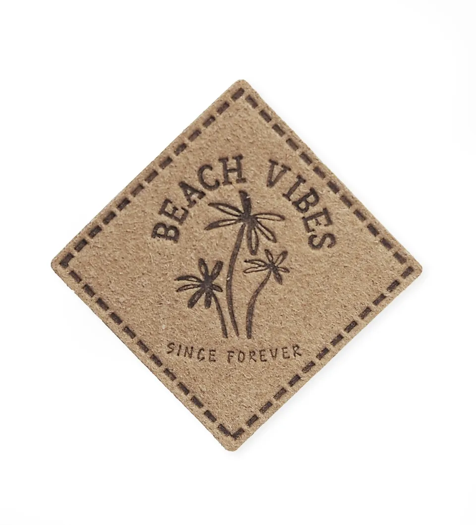 paul-clara-kunstleder-labels-surferboy-wildleder-etikett image 1