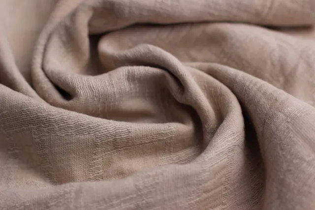 fadenk-fer-stoffe-cotton-jaquard-camel-baumwollstoff-1m image 1
