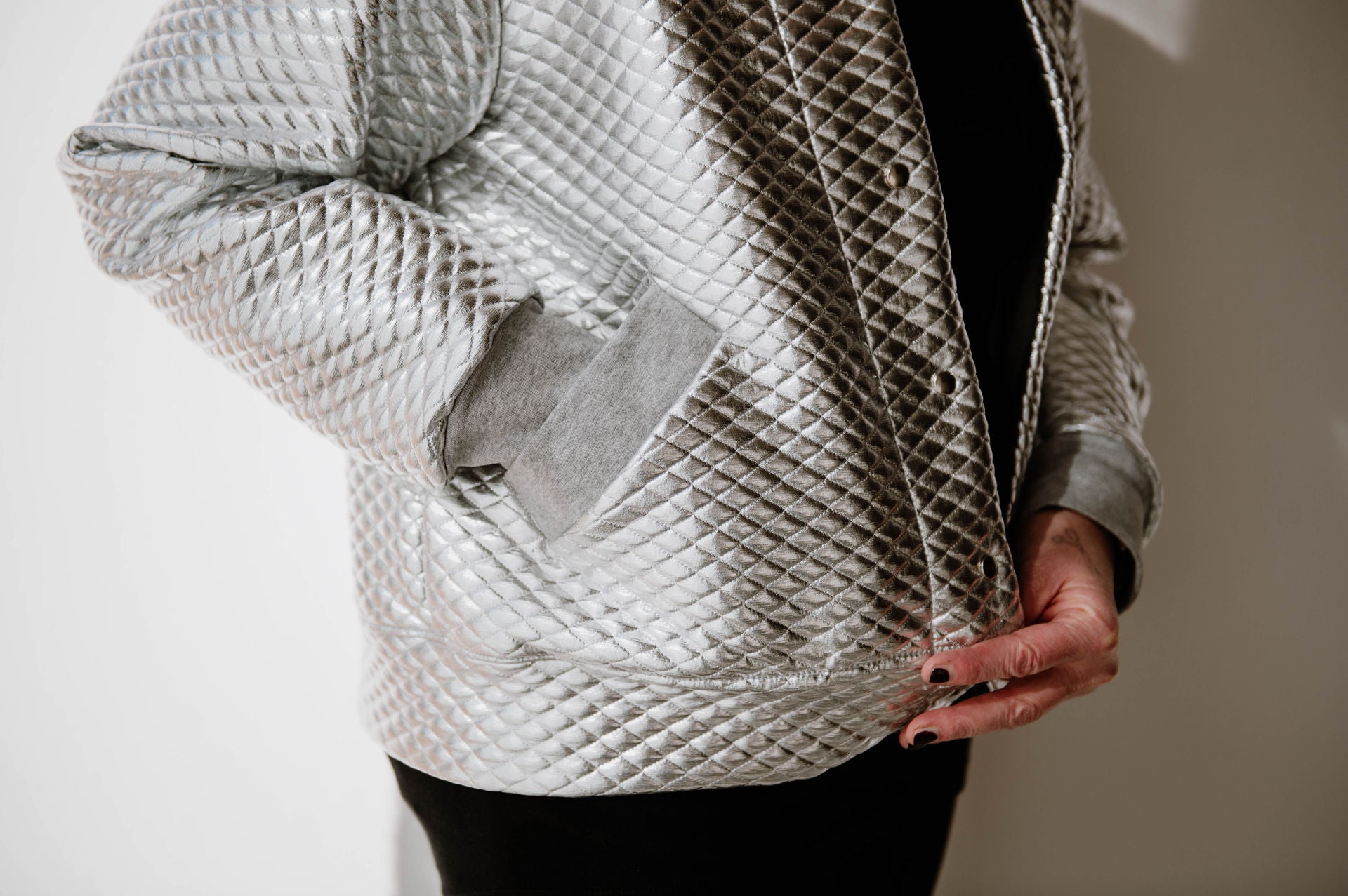 sew-simple-damen-collegejacke-billy-papierschnittmuster-kurz image 3