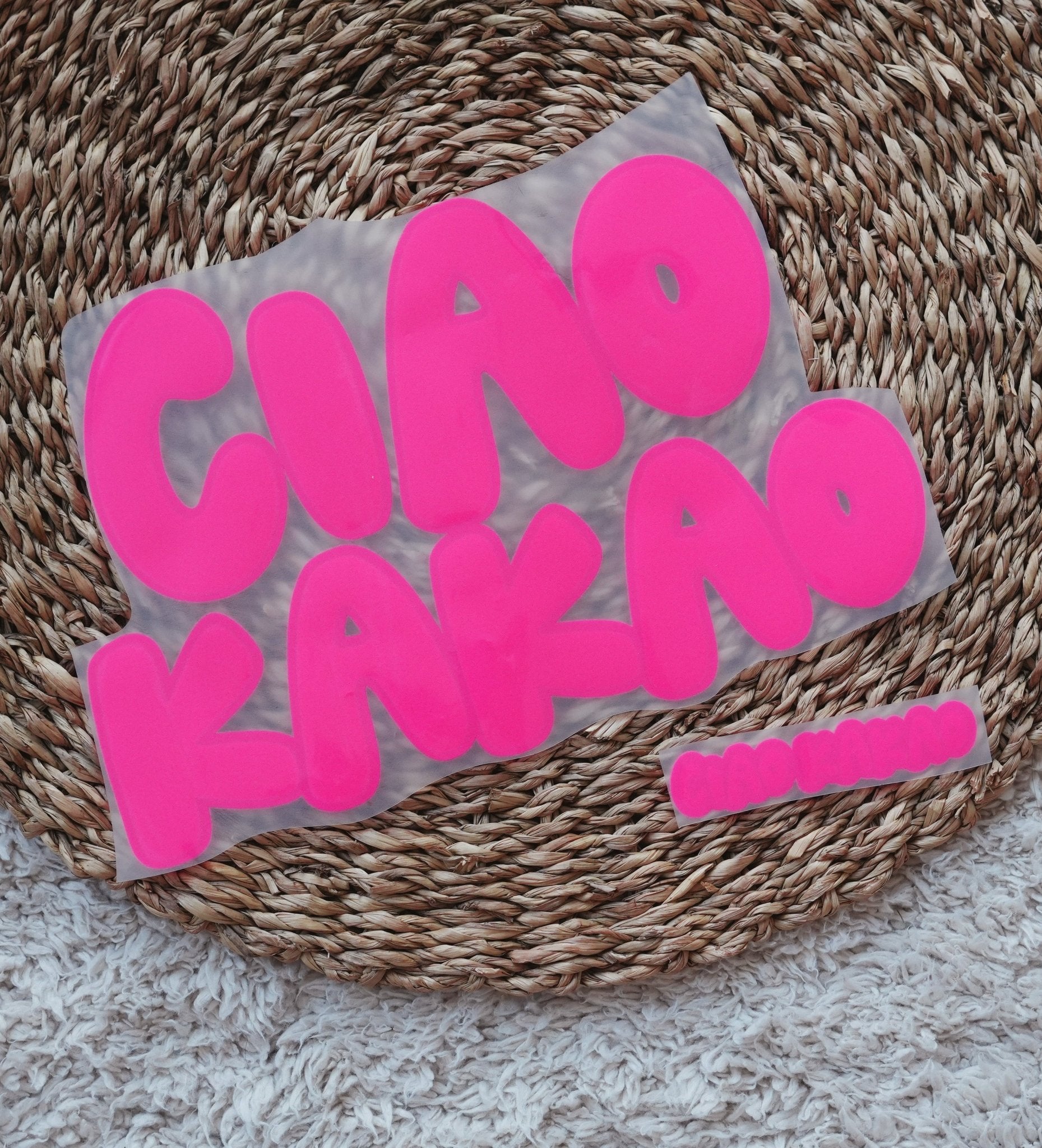 paul-clara-ciao-kakao-flock-patch-iron-on-b-gelpatch image 2