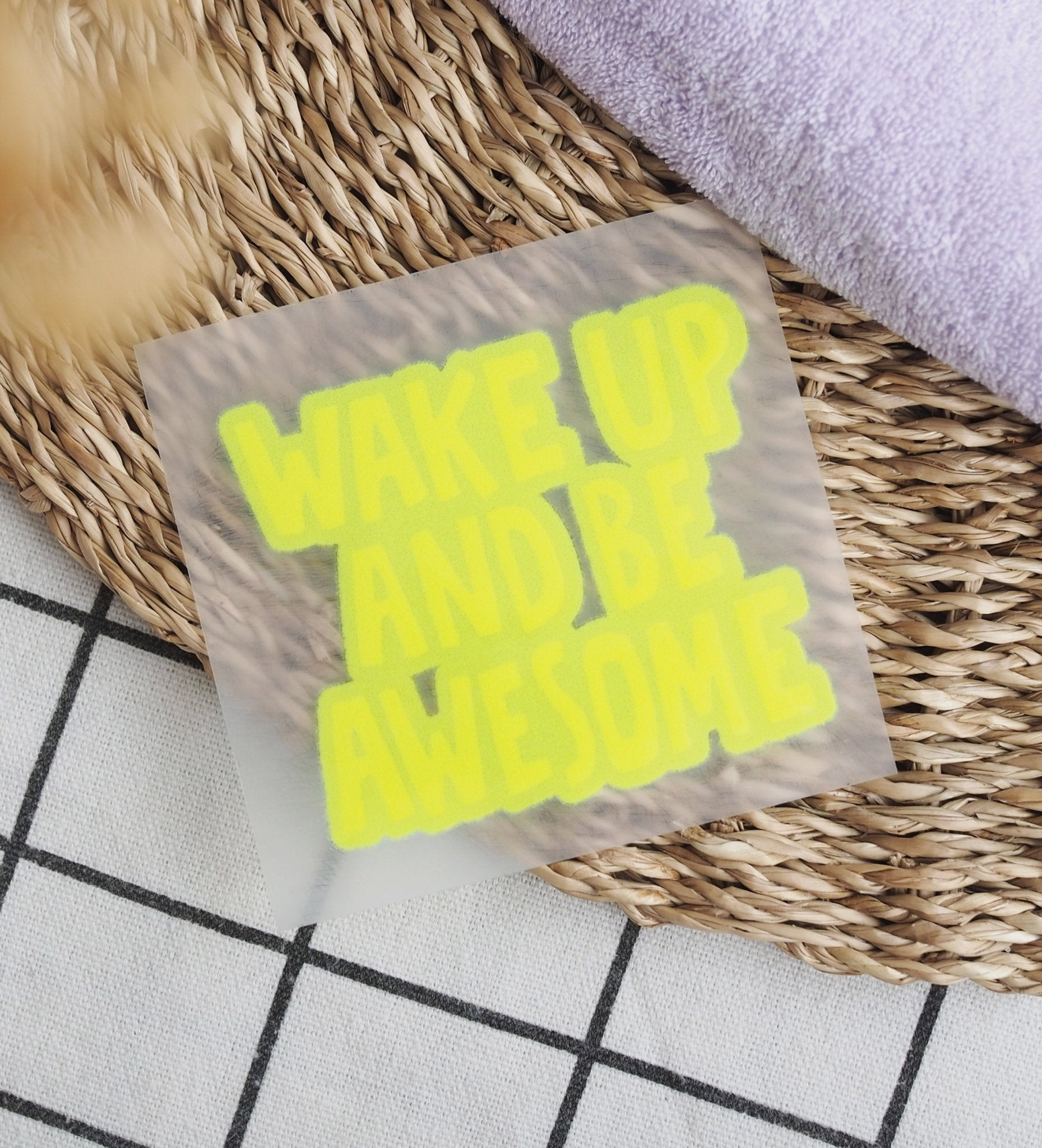 paul-clara-flock-patches-wake-up-and-be-awesome-iron-on-neongelb image 7