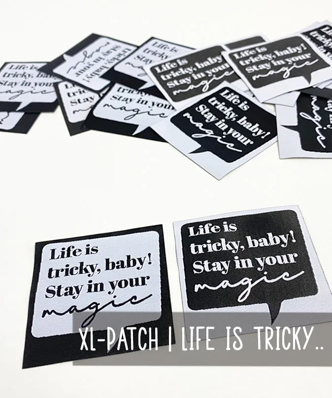lenipepunkt-xl-patch-life-is-tricky-aufn-her-7x7-schwarz-wei image 1