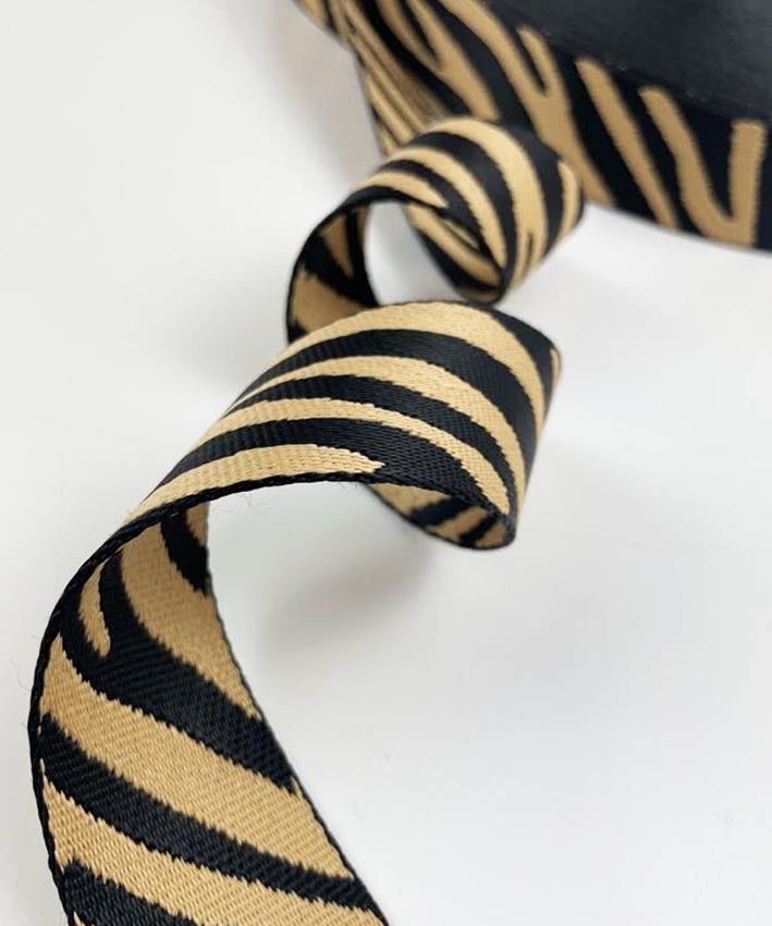 lenipepunkt-kurzwaren-gurtband-zebra-4-cm-beige-schwarz image 2