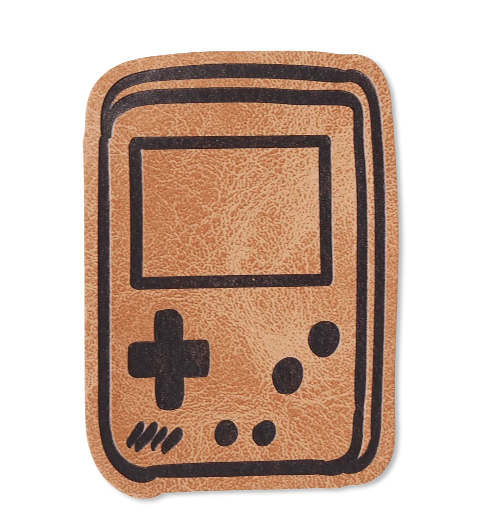 paul-clara-kunstleder-labels-spielkonsole-label-iron-on image 1