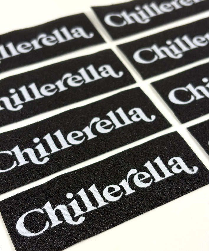 lenipepunkt-xl-patch-chillerella-glitzer-schwarz-8x3-cm image 2