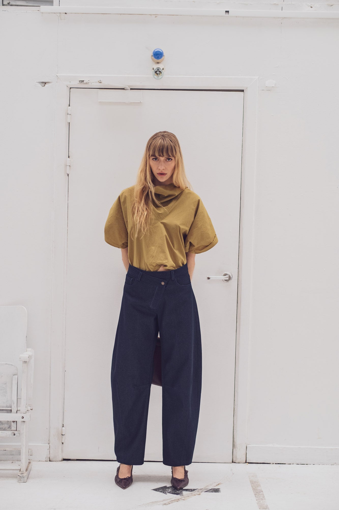 fibre-mood-woven-cotton-denim-stoff-blau-170cm image 1