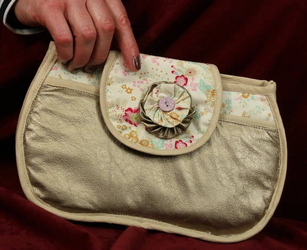 sew-simple-versailles-taschen-organizer-schnittmuster-pdf-clutch image 3