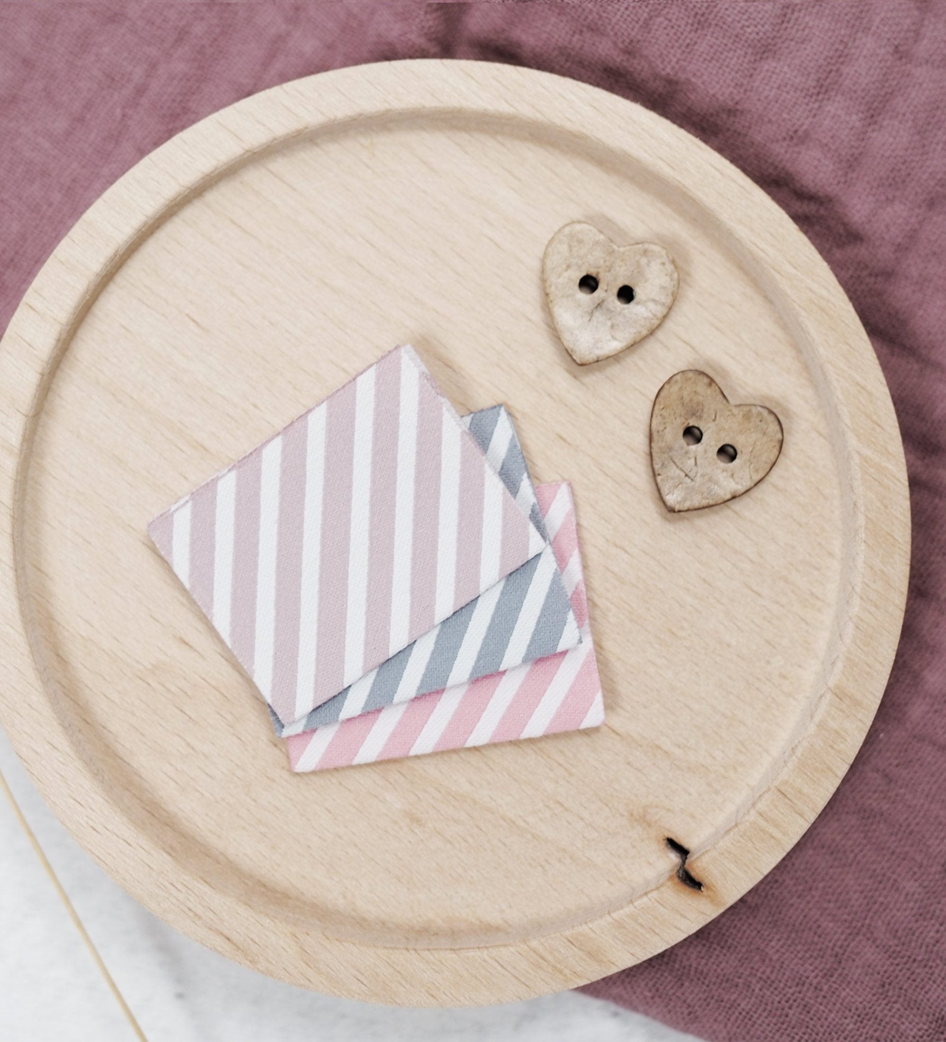 paul-clara-weblabels-stripes-graublau-klapp-weblabel image 6