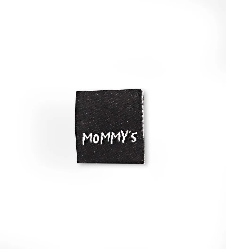 paul-clara-weblabels-mini-label-mommys-einn-hlabel image 1