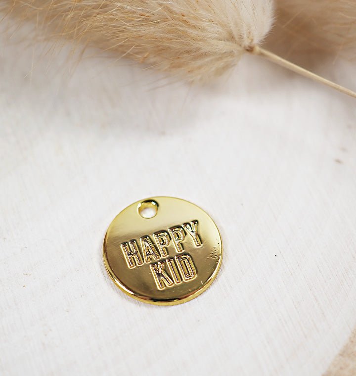 paul-clara-basics-metall-label-anh-nger-happy-kid-gold-1-5cm image 2
