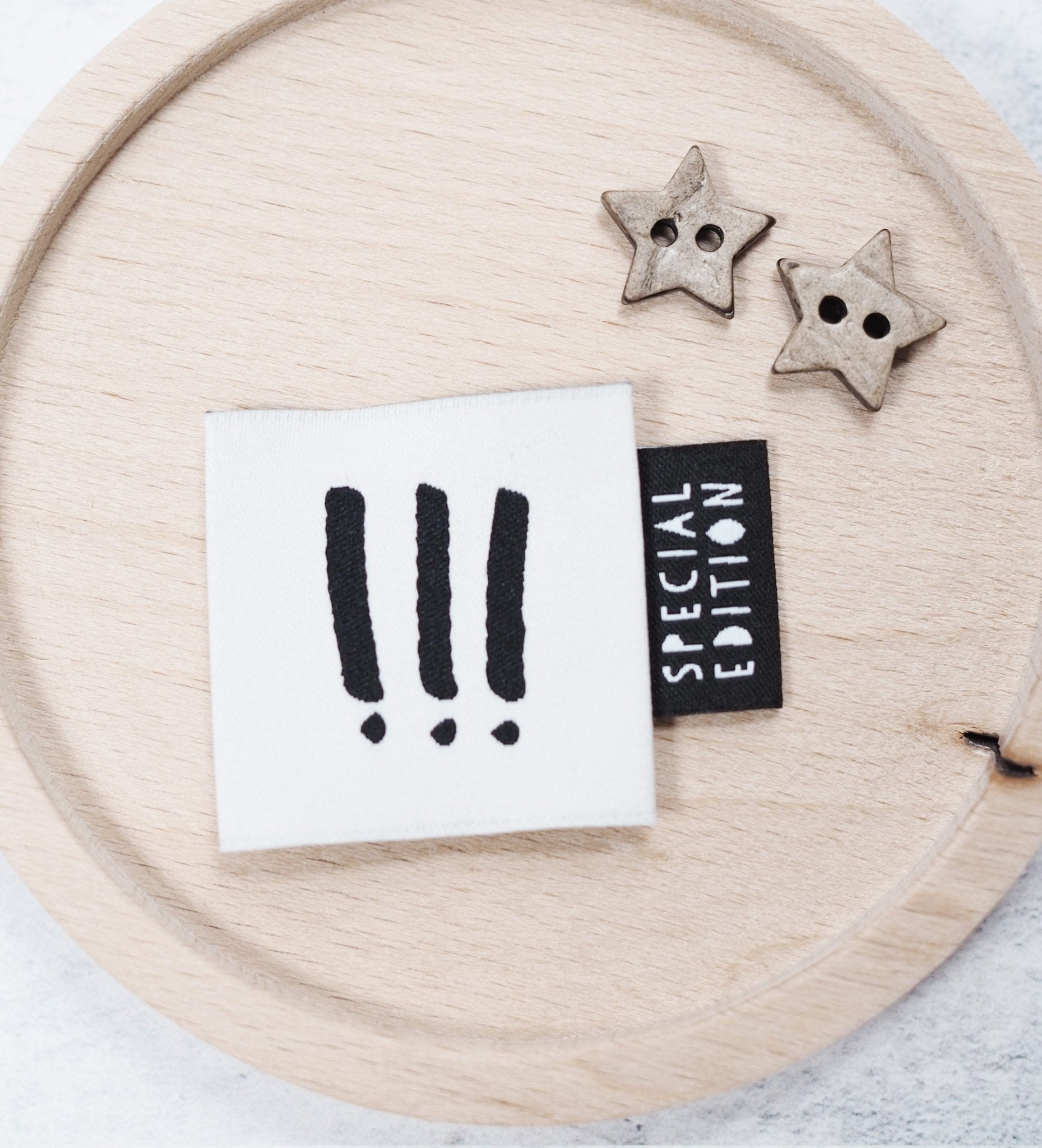 paul-clara-weblabels-special-edition-klapp-weblabel image 2