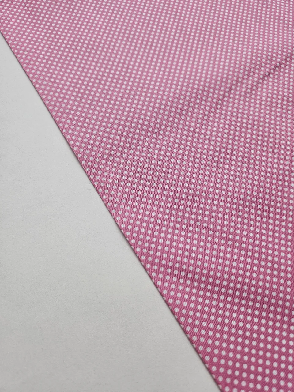 fadenk-fer-baumwolle-rosa-wei-gepunktet-0-5-m-stoff image 1