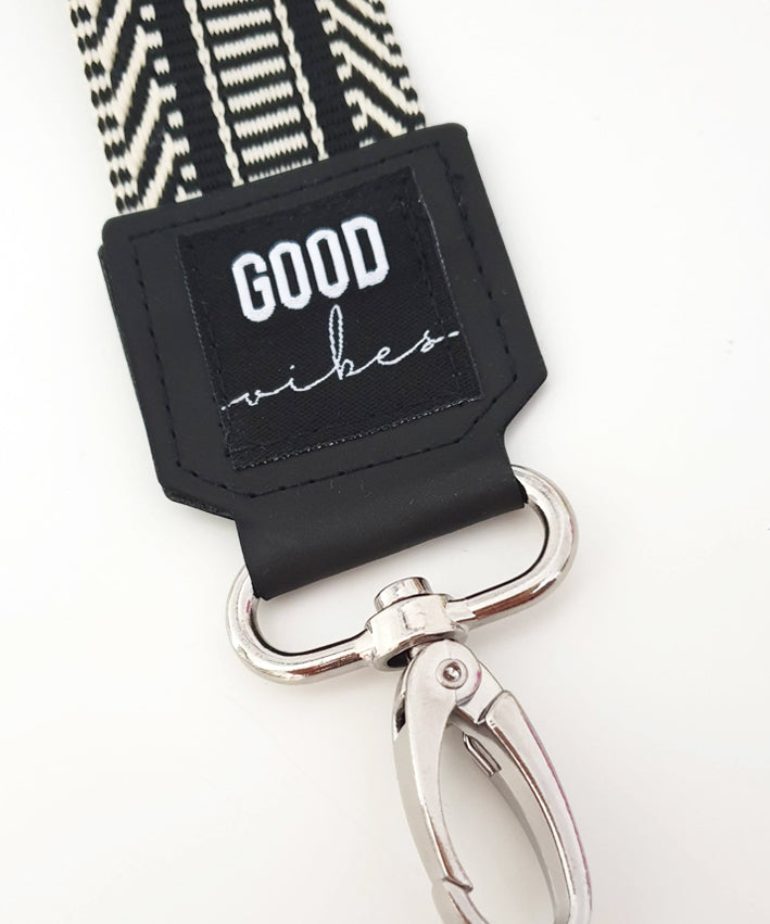 lenipepunkt-goodvibes-patch-aufn-her-schwarz-wei-3x3-cm image 2