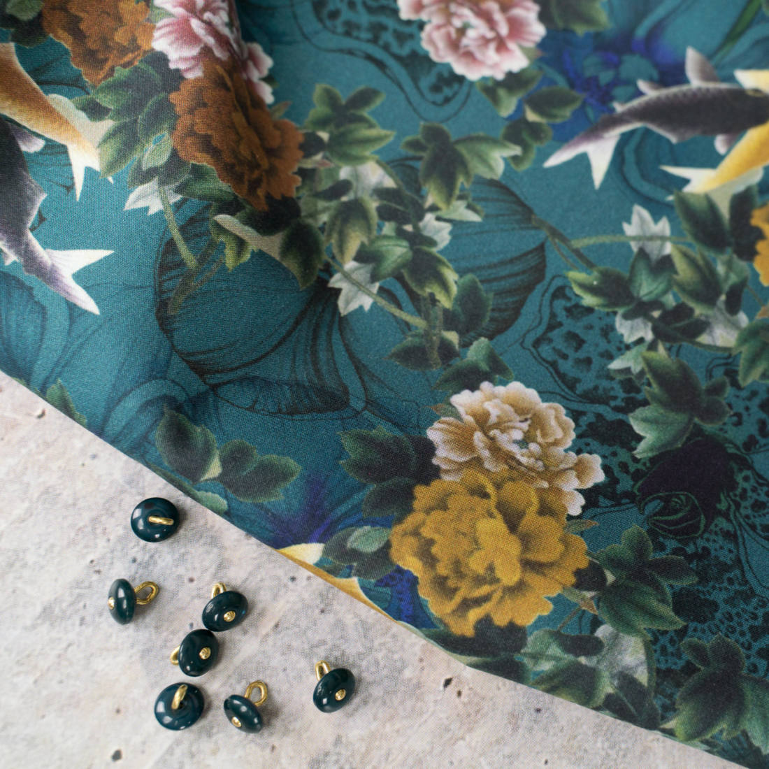 n-hfrosch-akiko-bio-voile-fische-blumen image 3