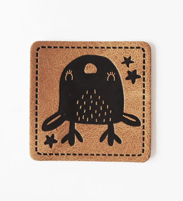 paul-clara-kunstleder-labels-rentier-vogel-label-iron-on image 1