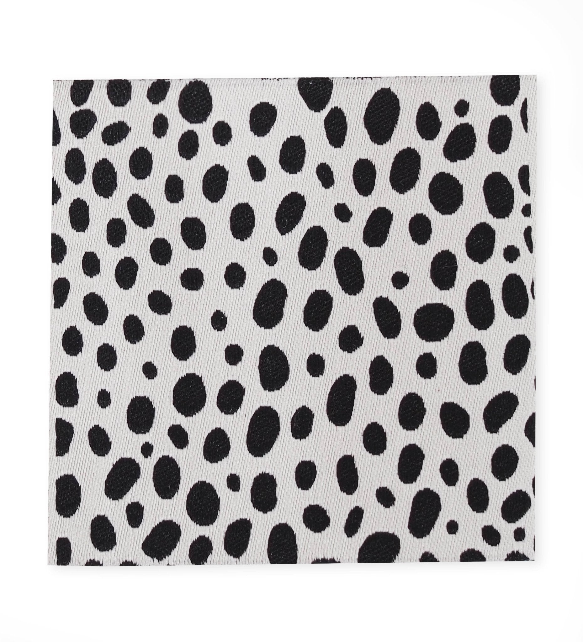 paul-clara-weblabels-xxl-weblabel-dots-n-hetikett-schwarz-ecru image 1
