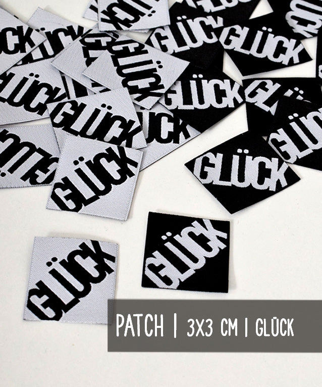 lenipepunkt-gl-ck-patch-schwarz-weiss-3x3-cm-polyester image 1