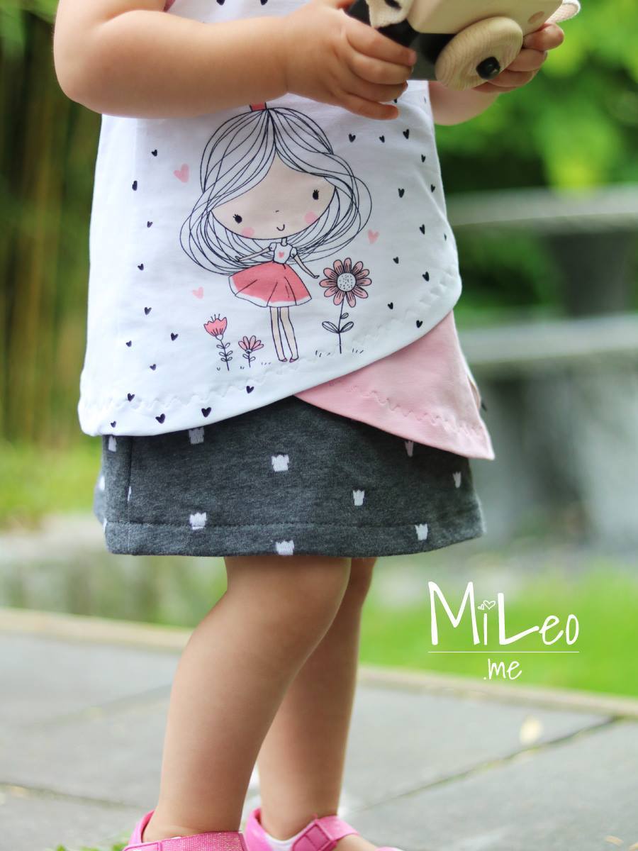 paul-clara-kleine-prinzessin-jersey-stoff-herzen-pink-0-5-m image 4