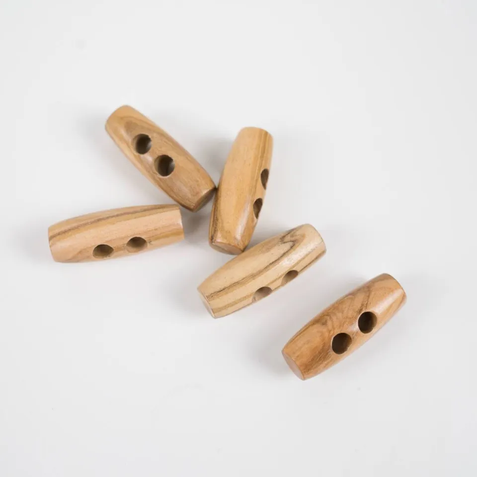 n-hfrosch-knebelkn-pfe-olivenholz-30-mm-2-loch-holzknopf image 1
