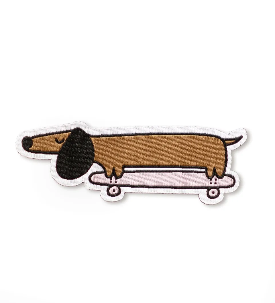 paul-clara-patches-dackel-skateboard-iron-on-b-gelpatch image 1
