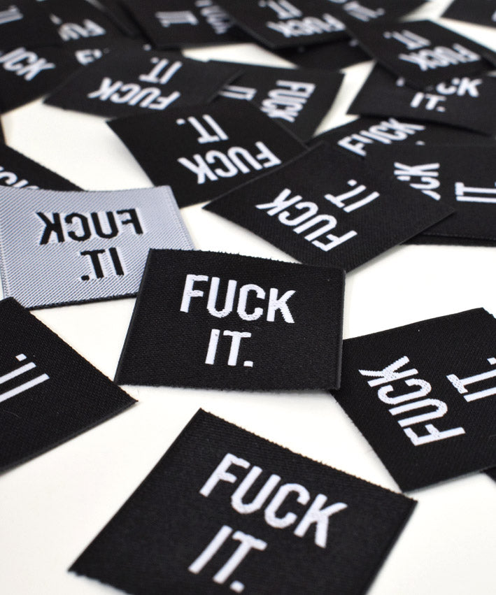 lenipepunkt-fu-it-patch-zum-aufn-hen-3x3-cm-schwarz-wei image 2