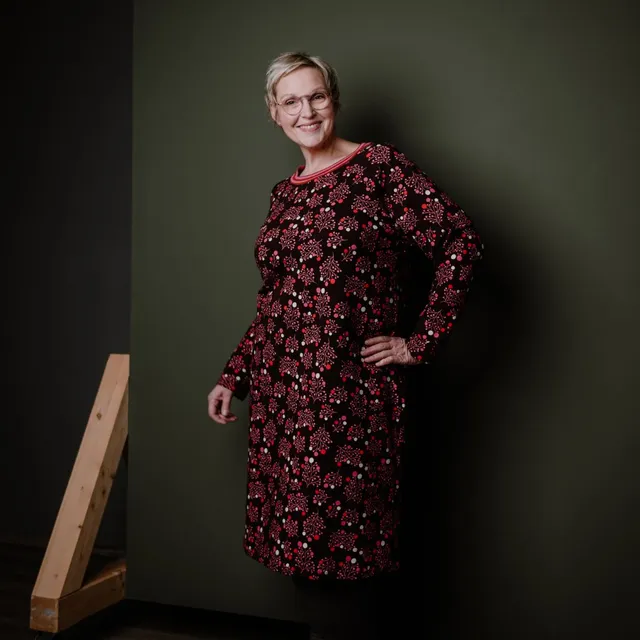 sew-simple-romea-sweatkleid-papierschnittmuster-gr-32-40-stehkragen image 1
