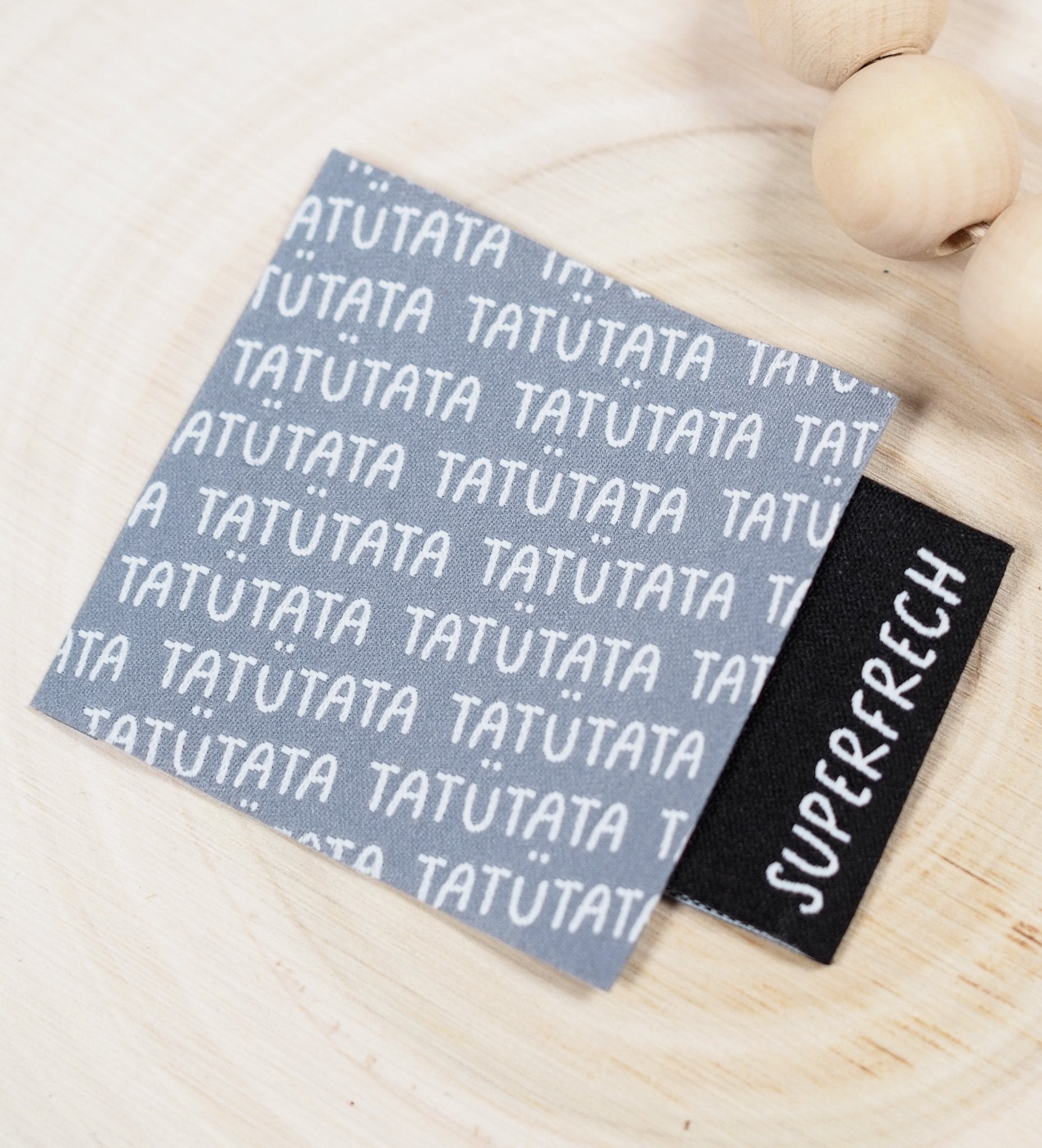 paul-clara-weblabels-weblabel-superfrech-zum-einn-hen image 2