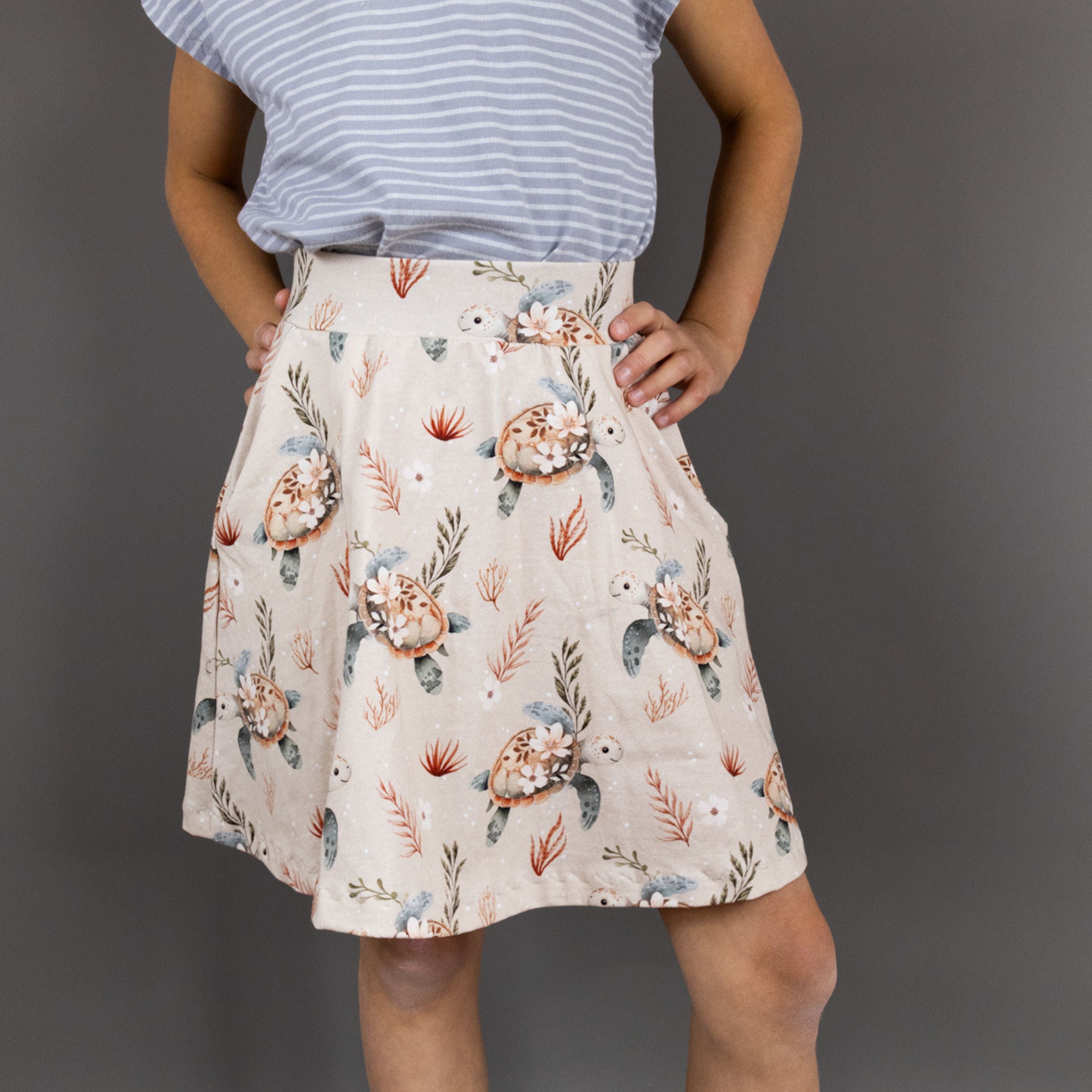 sew-simple-gretchen-kinderrock-schnittmuster-pdf-mit-taschen image 1