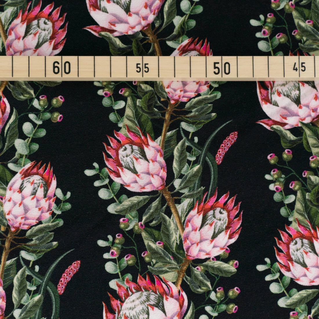 n-hfrosch-stoffe-viskose-krepp-jersey-protea-1m-restst-ck-rosa image 3