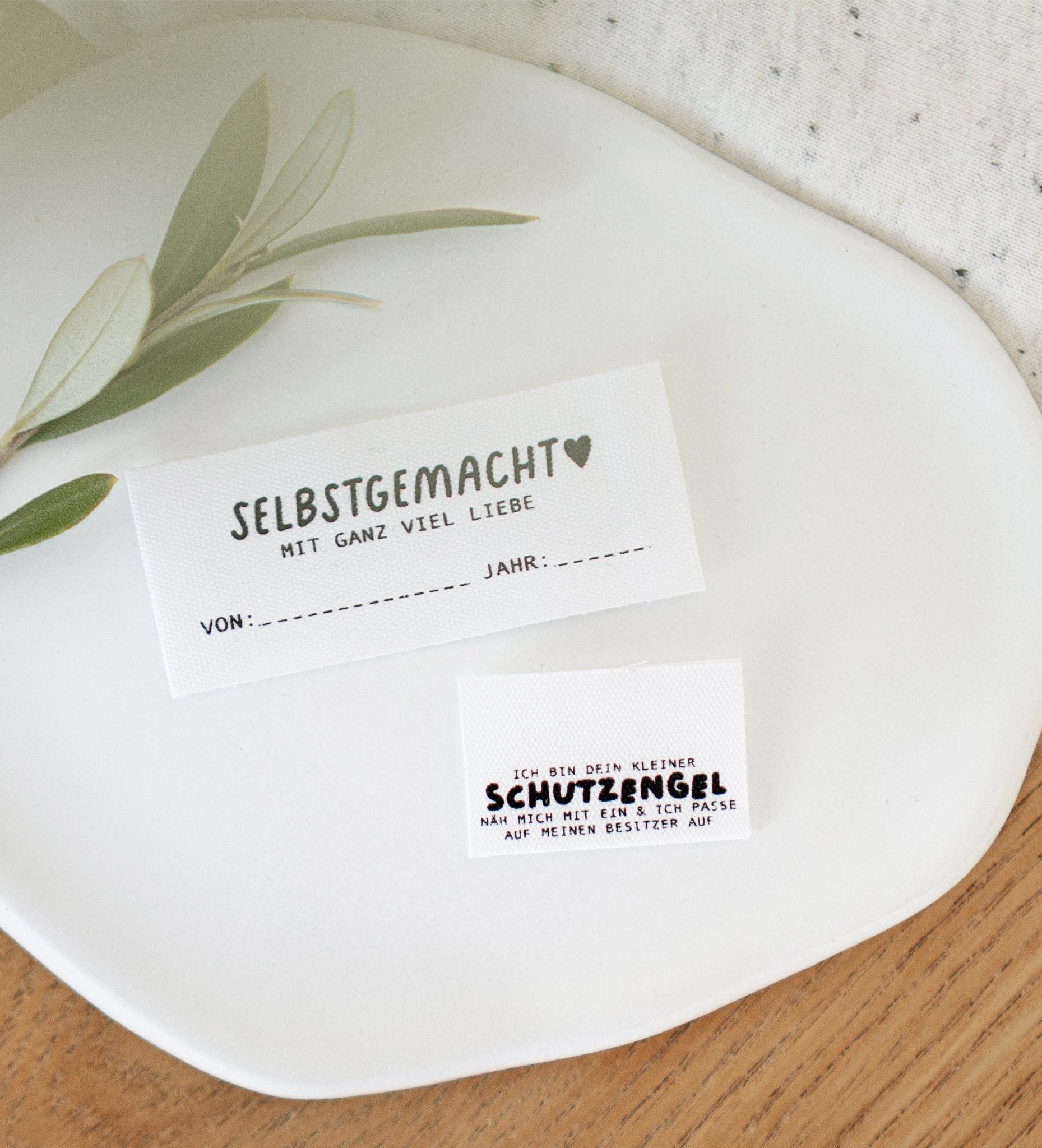 paul-clara-baumwolllabel-selbstgemacht-mit-viel-liebe-2-5-x-6-cm image 2