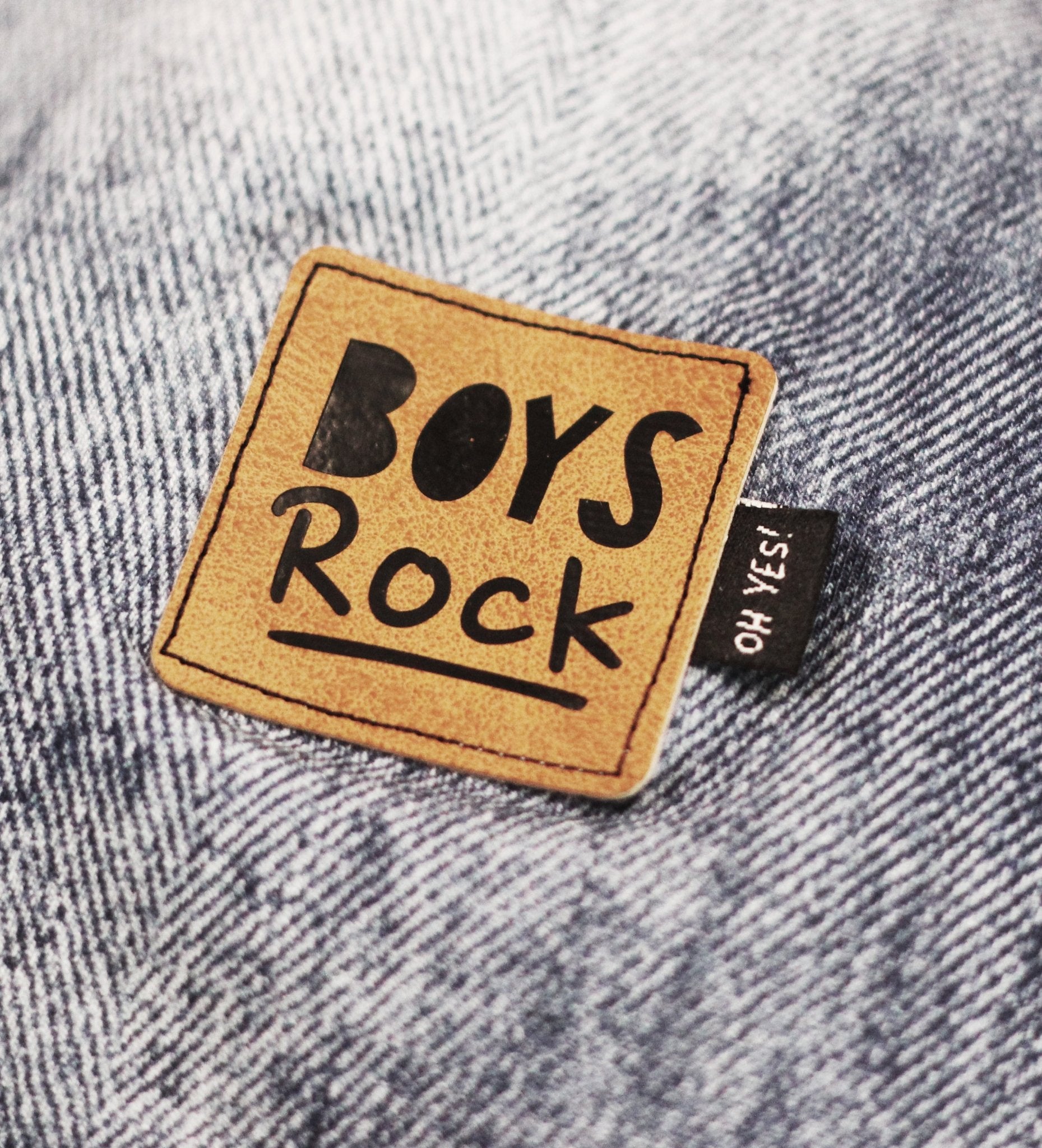paul-clara-kunstleder-labels-boys-rock-iron-on-label image 2