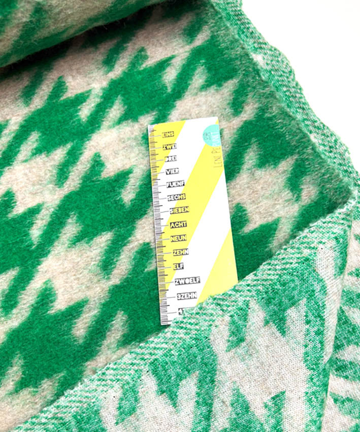 lenipepunkt-brushed-wool-hahnentritt-mantelstoff-gr-n-natur image 3