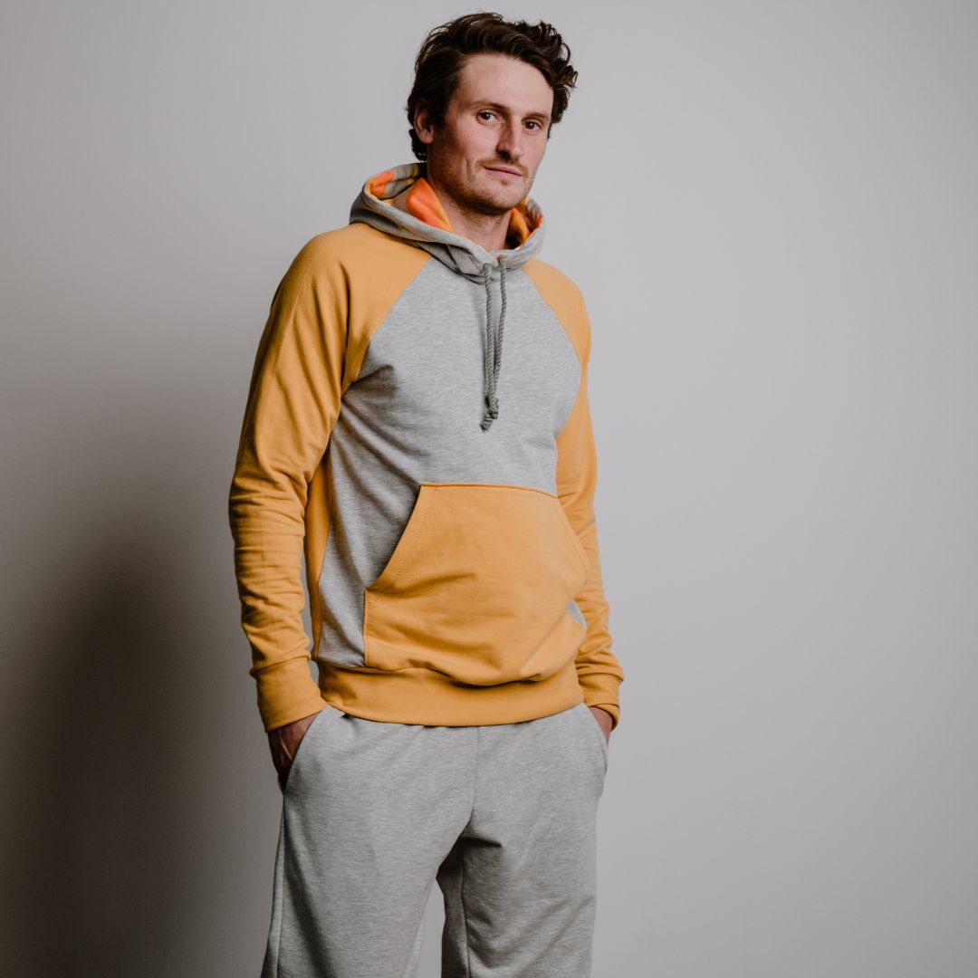 sew-simple-hoodie-rickmer-schnittmuster-papier-raglan-kapuze image 2