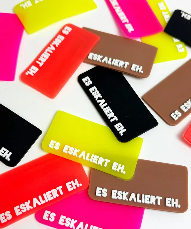 lenipepunkt-kurzwaren-rubber-patch-es-eskaliert-eh-pvc image 1