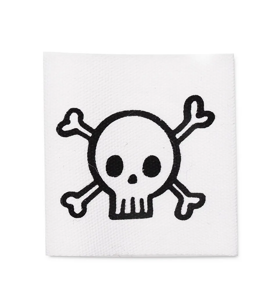 paul-clara-baumwoll-labels-totenkopf-label-3-5x3-5-cm-baumwolle image 1