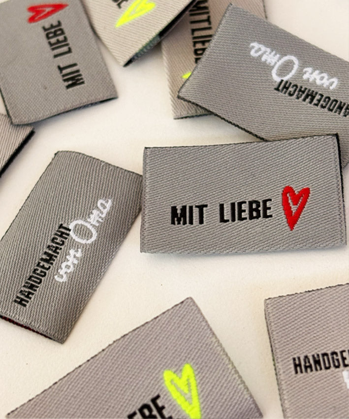 lenipepunkt-webetiketten-handgemacht-von-oma-grau-neongelb image 2