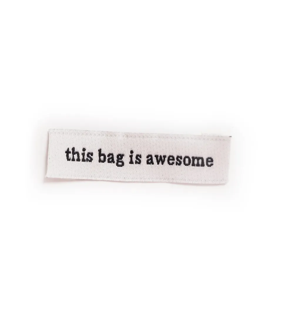paul-clara-weblabels-this-bag-is-awesome-weblabel-4x1-cm-polyester image 1